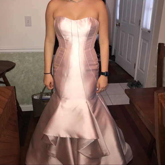 Prom dress - Picture 2 of 3